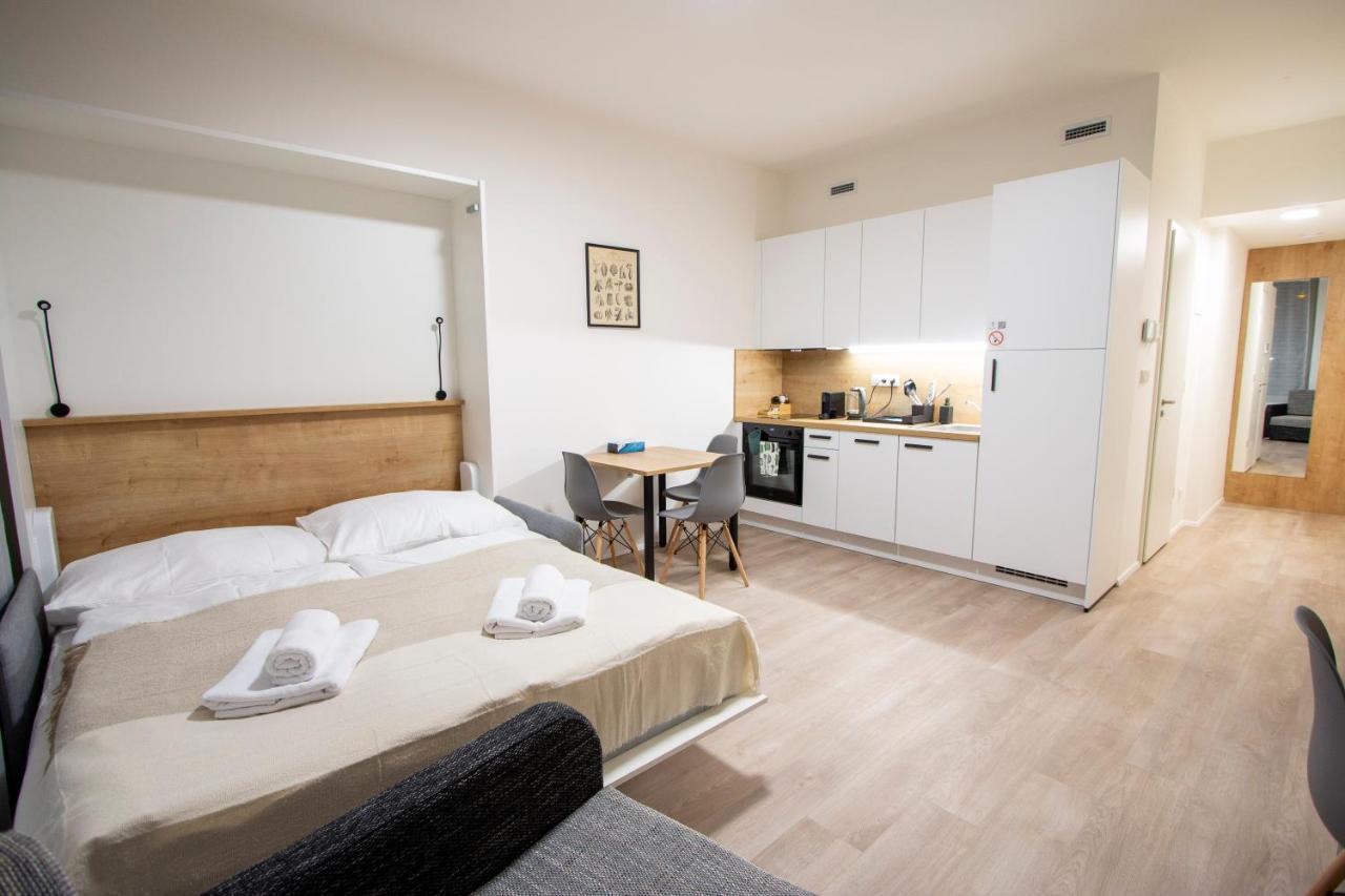 Kora Apartments Andel Prague Exterior photo